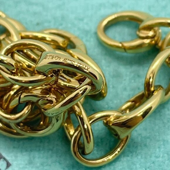 Tiffany & Co. 18K Clasping Charm Bracelet Yellow Gold 9 Clasping Links 7.5" - Picture 2 of 9